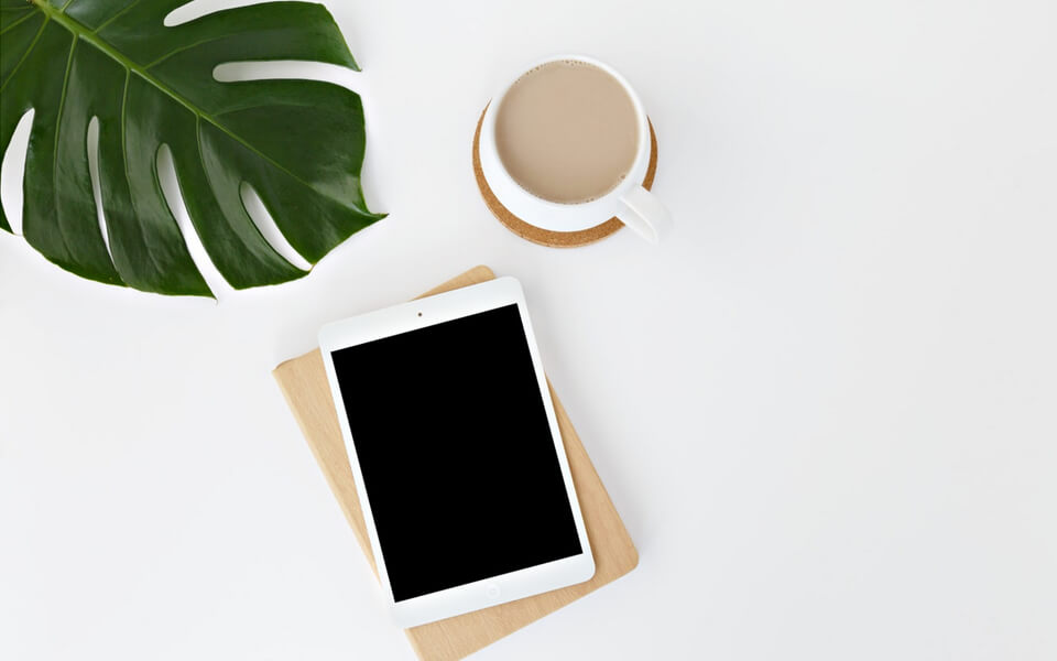 phone and coffer image